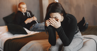 Intimacy, Loneliness and Connection: Finding Support When You Feel Alone