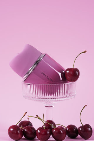 svakom-klitty-dual-action-licking-and-suction-stimulator